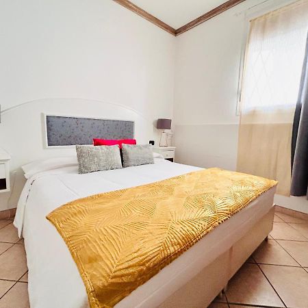볼로냐 Loft Mirasole 아파트 외부 사진