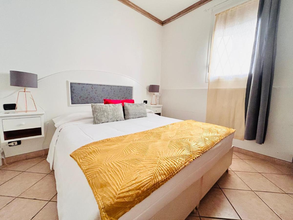 볼로냐 Loft Mirasole 아파트 외부 사진